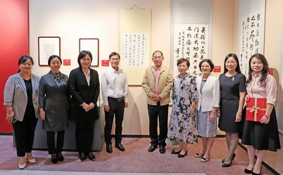 董必武手迹展在穗开幕！这幅手迹与一位EVO视讯 EVO真人生物“双百人物”有关......